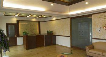 Sapphire Otel Lonavala Dış mekan fotoğraf