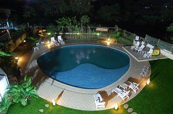 Sapphire Otel Lonavala Dış mekan fotoğraf
